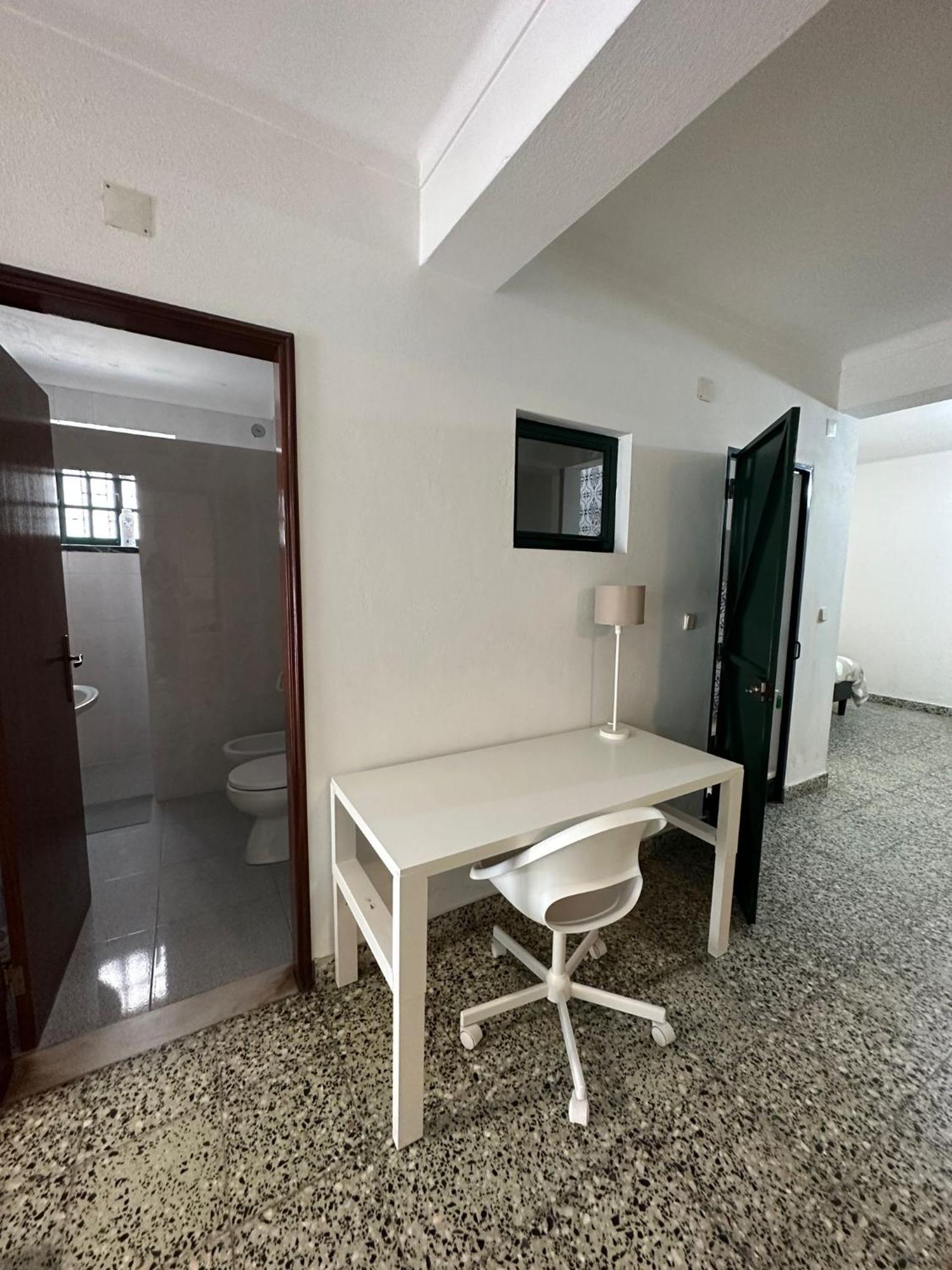Homestay Quartos Em Arrentela