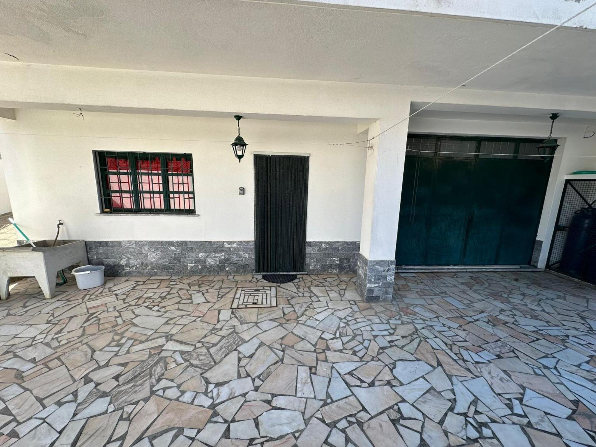 Quartos Em *