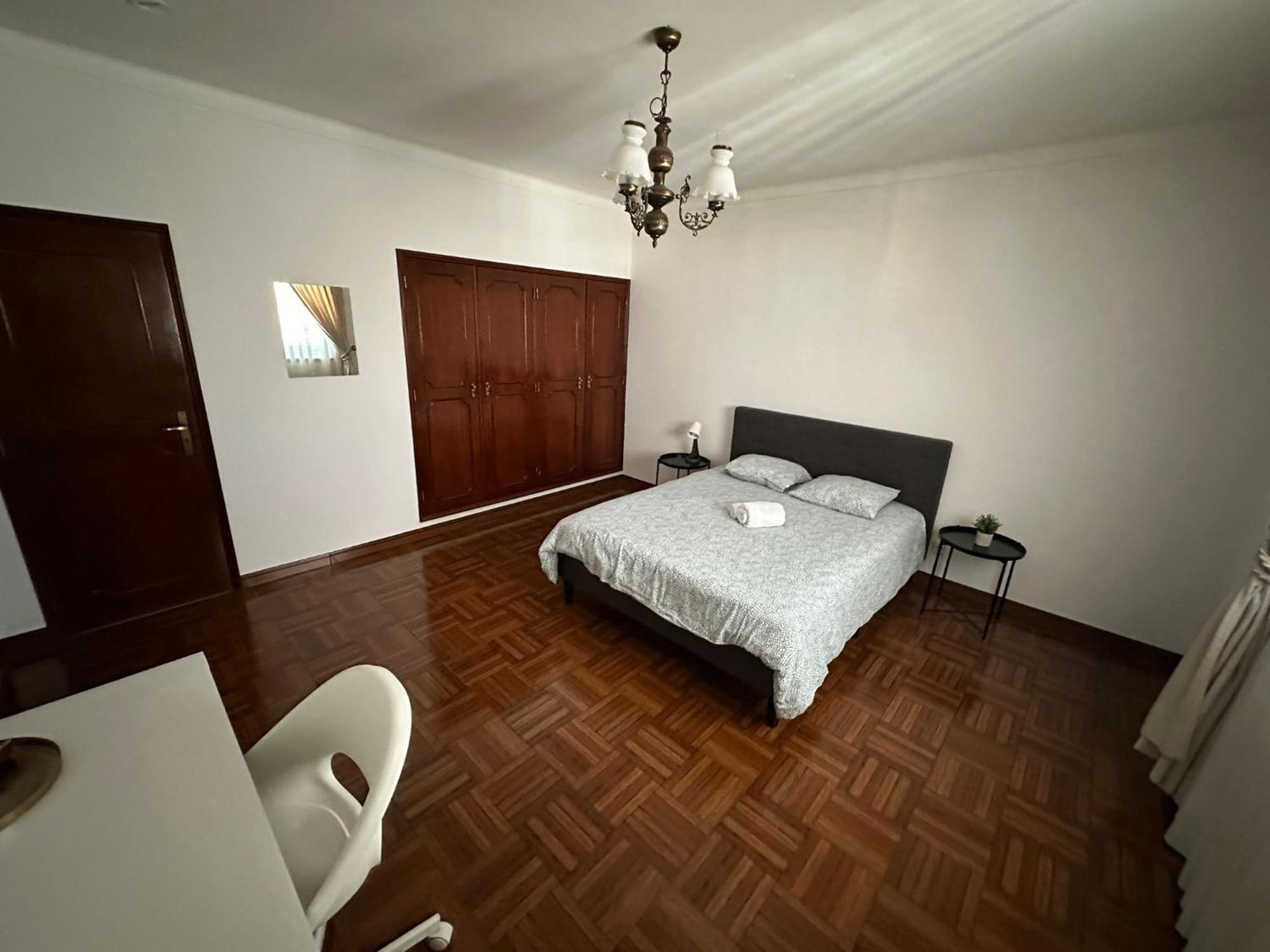 Quartos Em * Arrentela