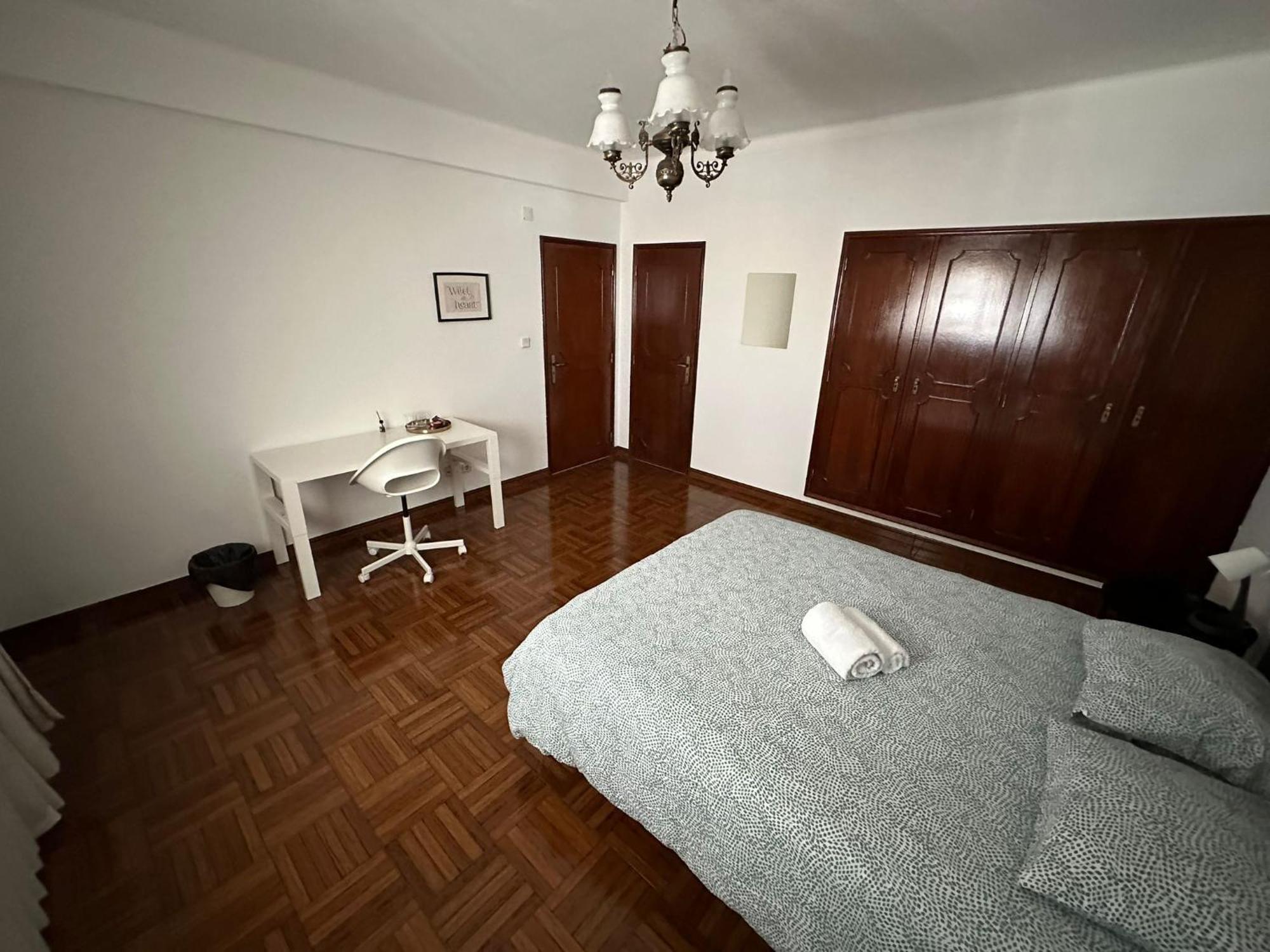 Quartos Em